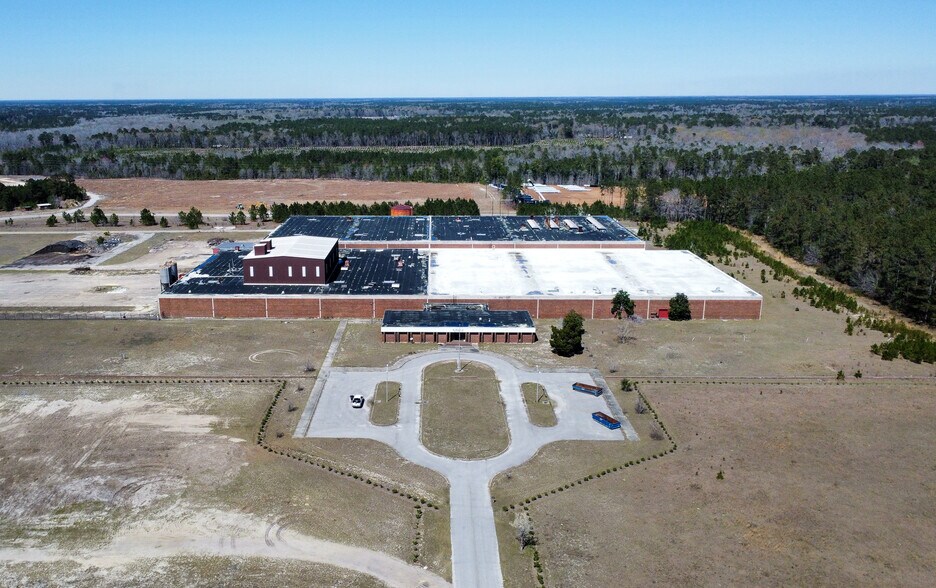 More Photos Of 1497 Industrial Rd, Walterboro Manufacturing For Sale