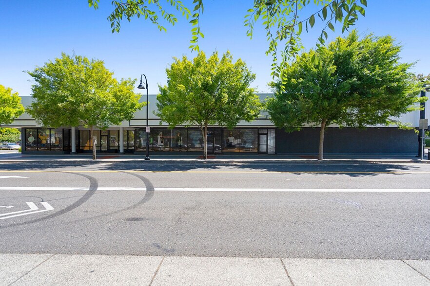 More Photos Of 454 SE 187th Ave, Portland Office For Sale