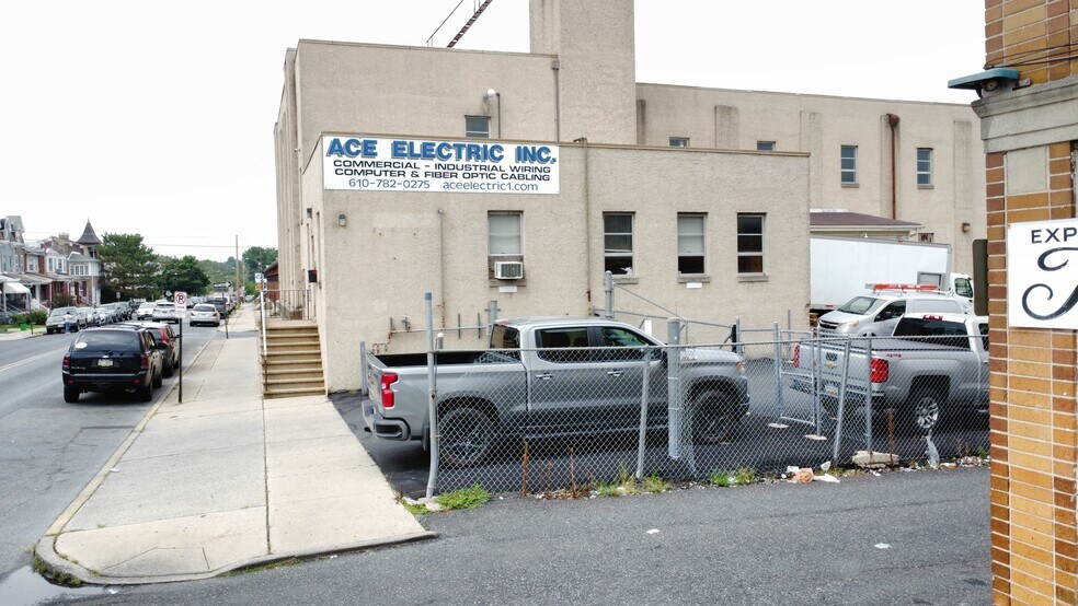 More Photos Of 813 N 4th St, Allentown Warehouse For Lease