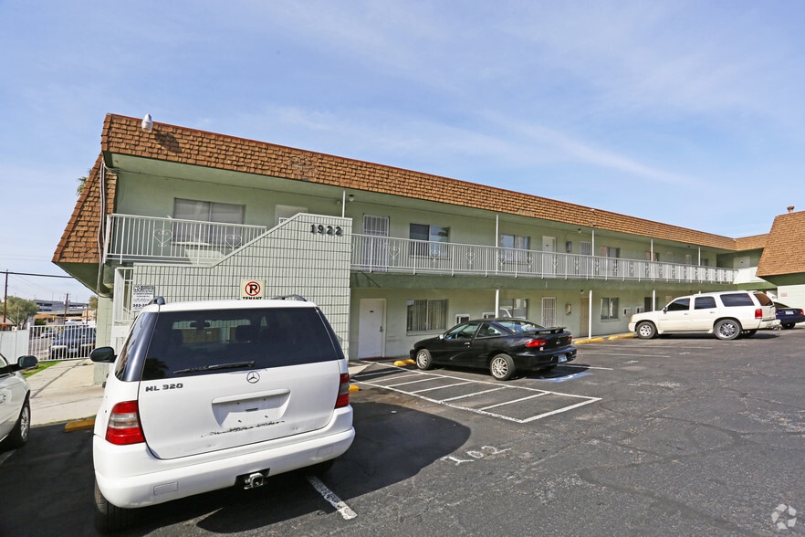 More Photos Of 1922 S Fairfield Ave, Las Vegas Apartments For Sale