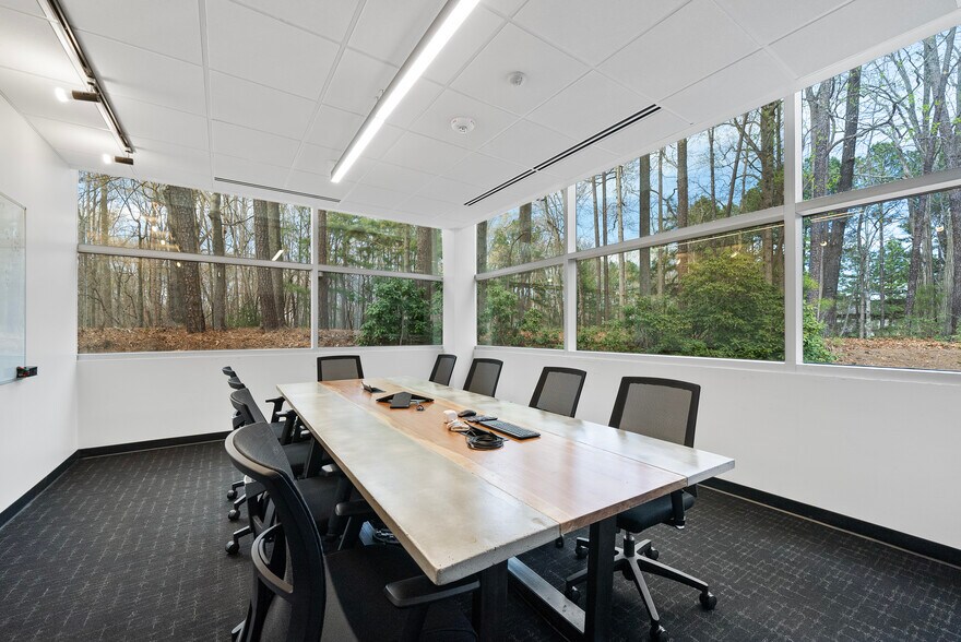 More Photos Of 301 Gregson Dr, Cary Research And Development For Sale