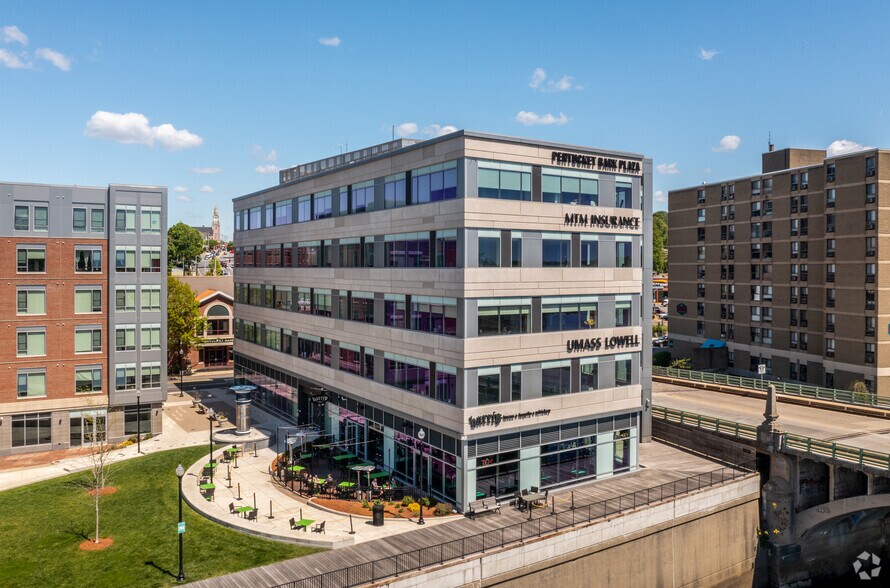 More Photos Of 2-20 Merrimack St, Haverhill Office For Lease