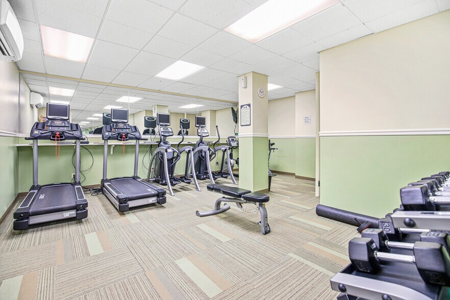 More Photos Of 730 17th St, Denver Office For Sale