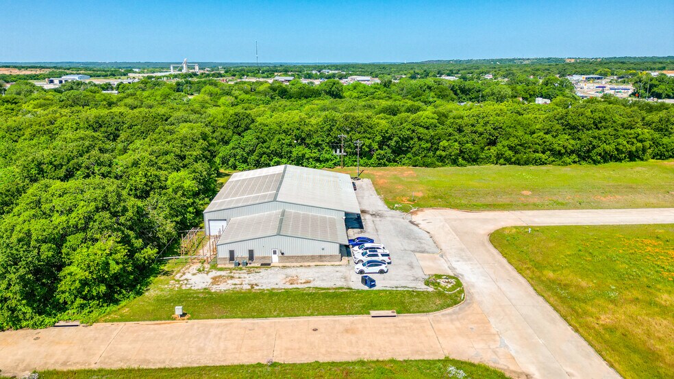 More Photos Of 301 Center Court Dr, Bridgeport Warehouse For Sale