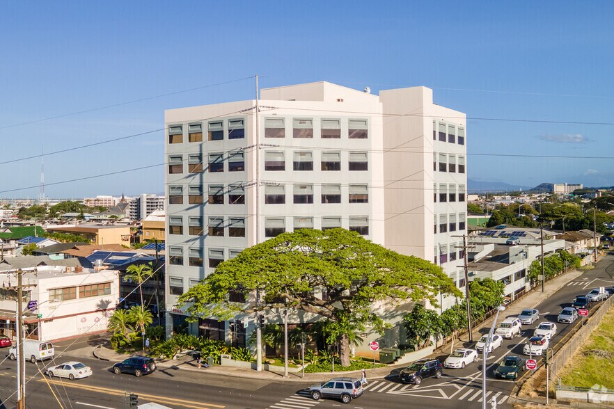 More Photos Of 1520 Liliha St, Honolulu Medical For Lease