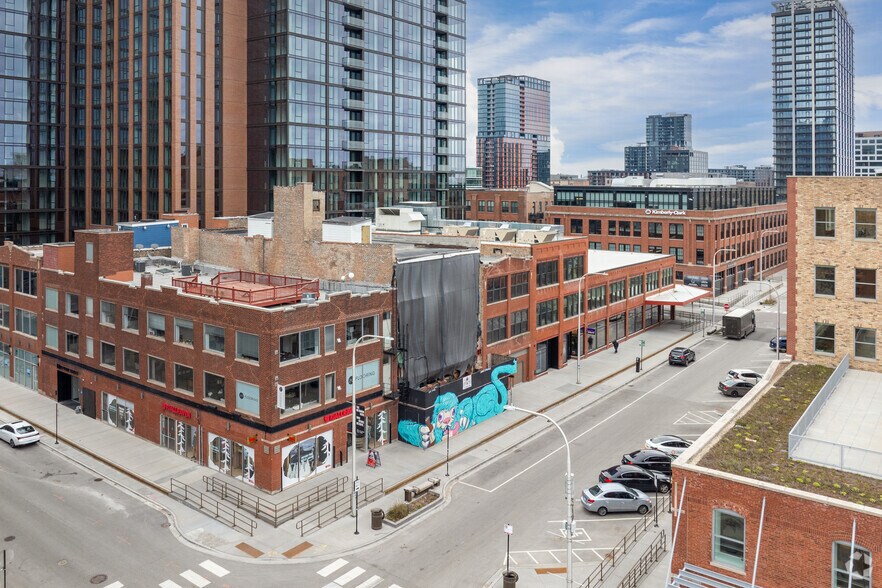 Primary Photo Of 1105-1107 W Fulton St, Chicago General Retail For Lease