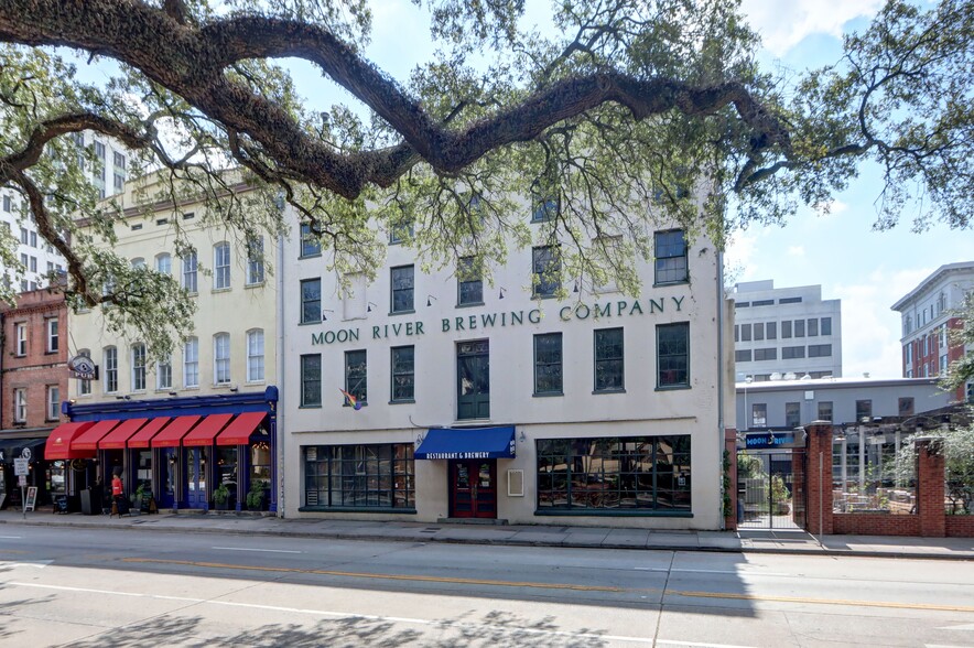 Primary Photo Of 21 W Bay St, Savannah Restaurant For Lease