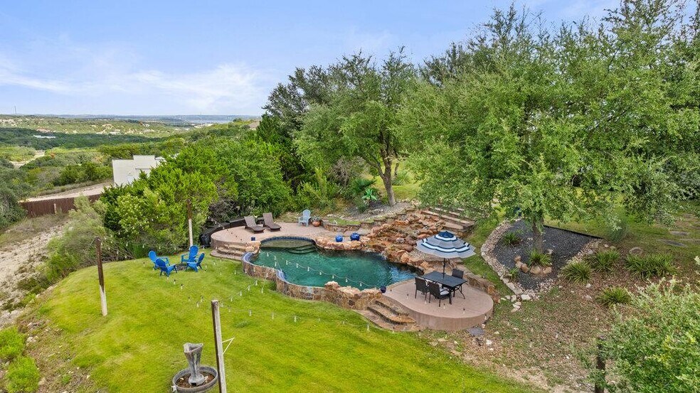 More Photos Of 4607 R O Dr, Spicewood Lodge Meeting Hall For Sale