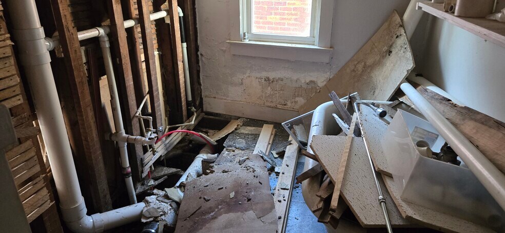 More Photos Of 627-631 Brice Ave, Lima Apartments For Sale