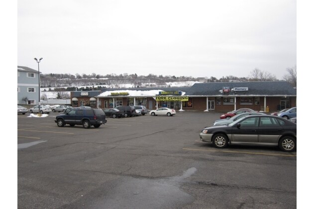 More Photos Of 731-735 Center St, Lewiston General Retail For Lease