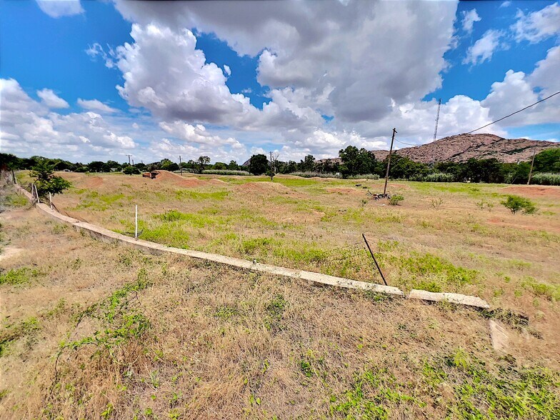 More Photos Of 14683 OK-44A, Lone Wolf Amusement Park For Sale