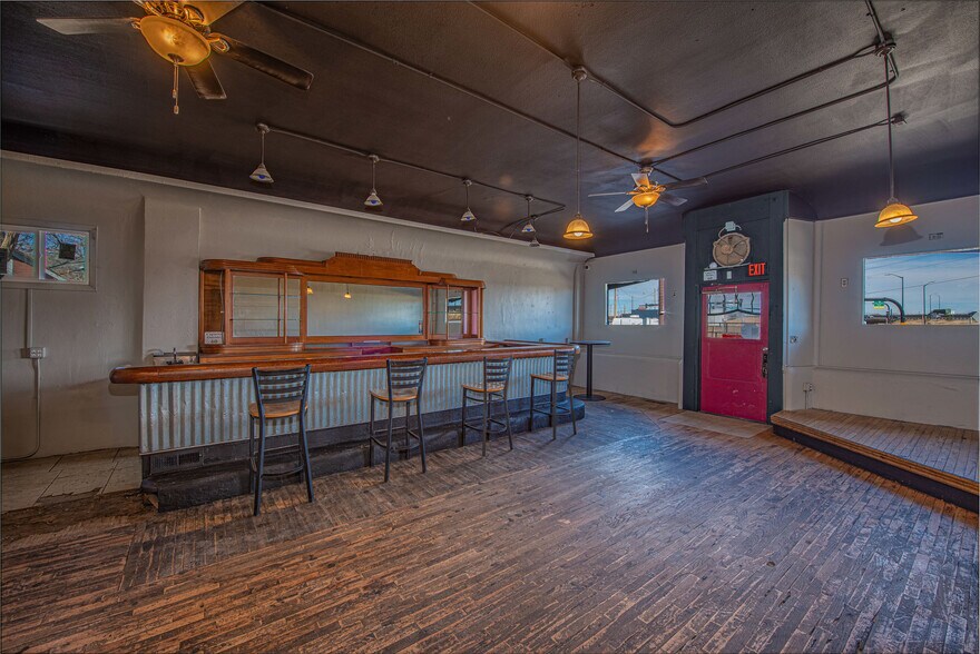 More Photos Of 901 E C St, Pueblo Storefront Retail Residential For Sale