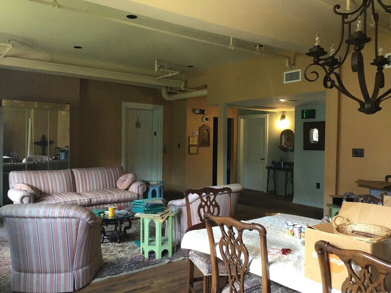 More Photos Of 325 State St, Schenectady Restaurant For Sale