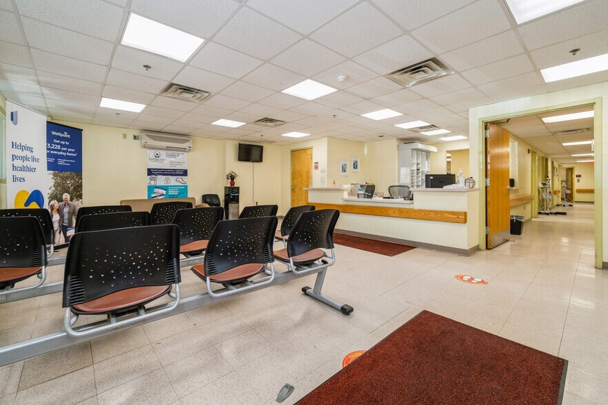 More Photos Of 680 Broadway, Paterson Hospital For Lease