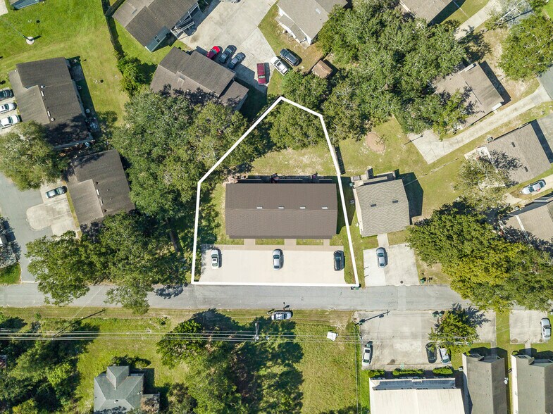 More Photos Of 1533 Woodard St, Valdosta Apartments For Sale