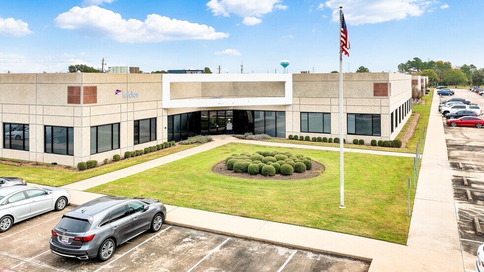 More Photos Of 555 Forge River Rd, Webster Unknown For Lease