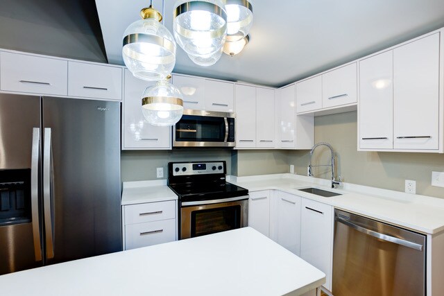 More Photos Of 1555-1563 N 4th St, Columbus Apartments For Sale