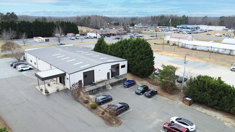 More Photos Of 107 Weeks Dr, Roxboro Freestanding For Sale