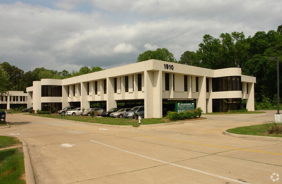 1910 Lakeland Dr, Jackson, MS 39216 Medical Office For Lease