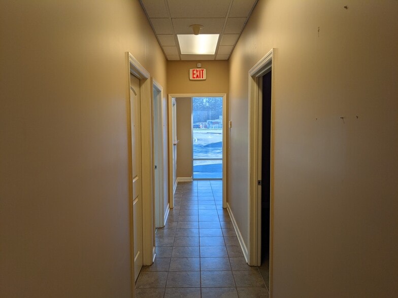 More Photos Of 3971 Inner Perimeter Rd, Valdosta Freestanding For Sale