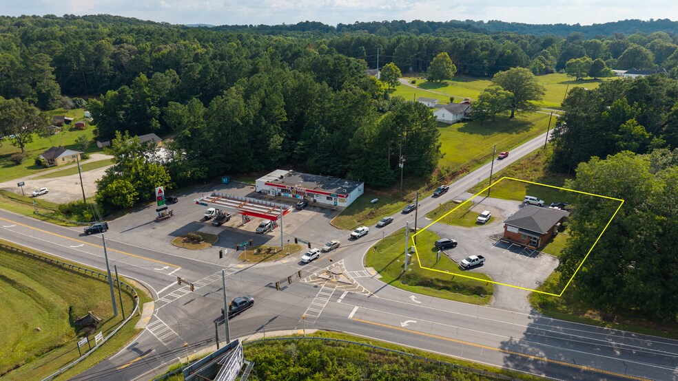 More Photos Of 4450 Rockmart Rd SE, Silver Creek Storefront For Sale