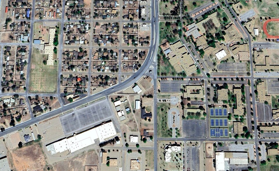 More Photos Of 106 Clubview dr, Levelland Land For Sale