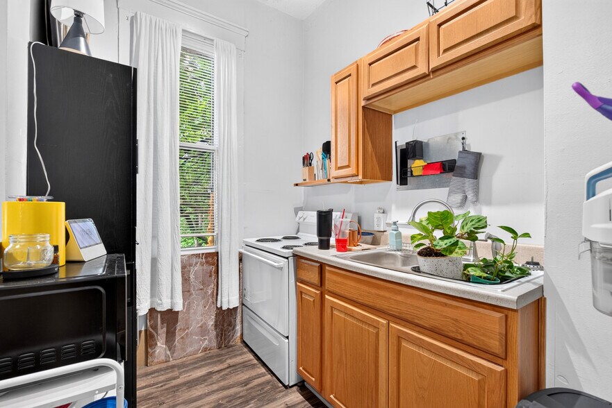 More Photos Of , Louisville Multifamily For Sale