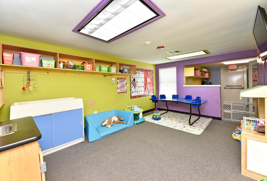 More Photos Of 1220 Mulcahy St, Rosenberg Religious Facility For Sale