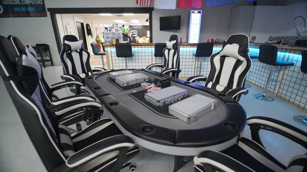 More Photos Of 3555-3559 W Wright St, Boise Light Manufacturing For Lease