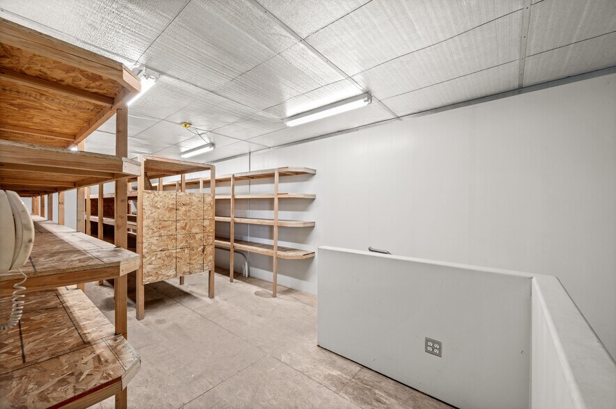 More Photos Of 6708-6732 S Airport Rd, West Jordan Warehouse For Lease