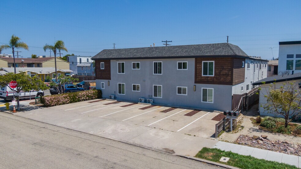 More Photos Of 3167 Landis St, San Diego Apartments For Sale