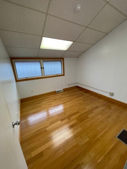 More Photos Of 4201 E 3rd St, Bloomington Medical For Lease