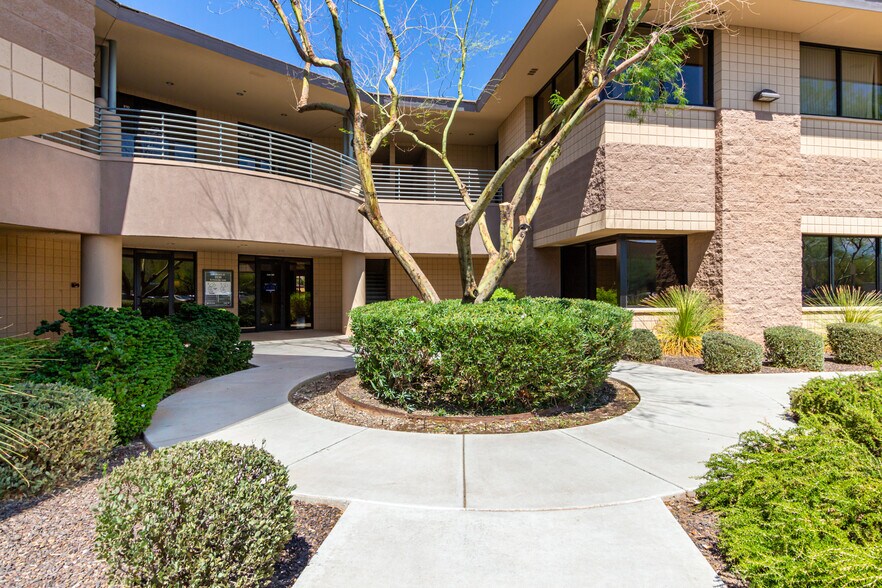 More Photos Of 1838 W Parkside Ln, Phoenix Office For Lease