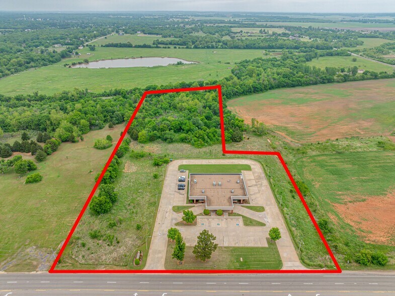 More Photos Of 15679 NE 23rd St, Choctaw Medical For Sale