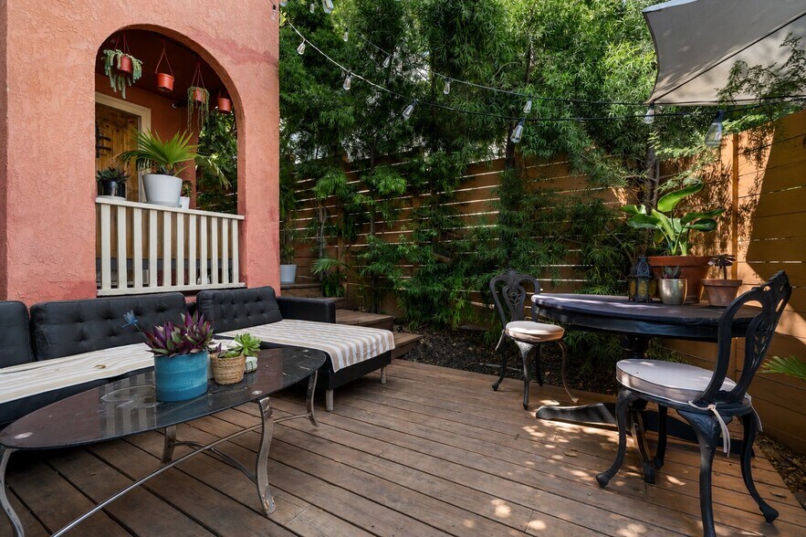 More Photos Of 1501 Westerly Ter, Los Angeles Apartments For Sale