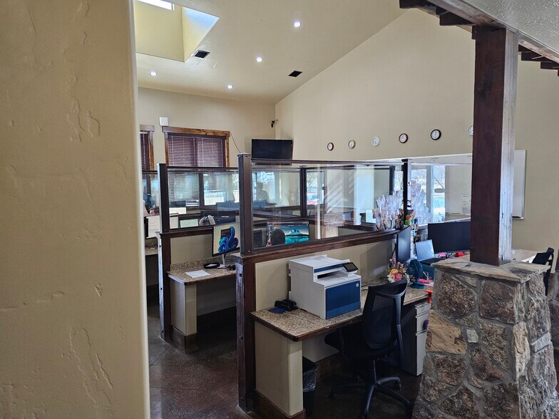 More Photos Of 58 N 1100 W, Payson Flex For Sale