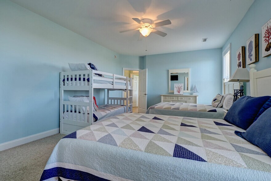 More Photos Of 2068 New River Inlet Rd, North Topsail Beach Apartments For Sale