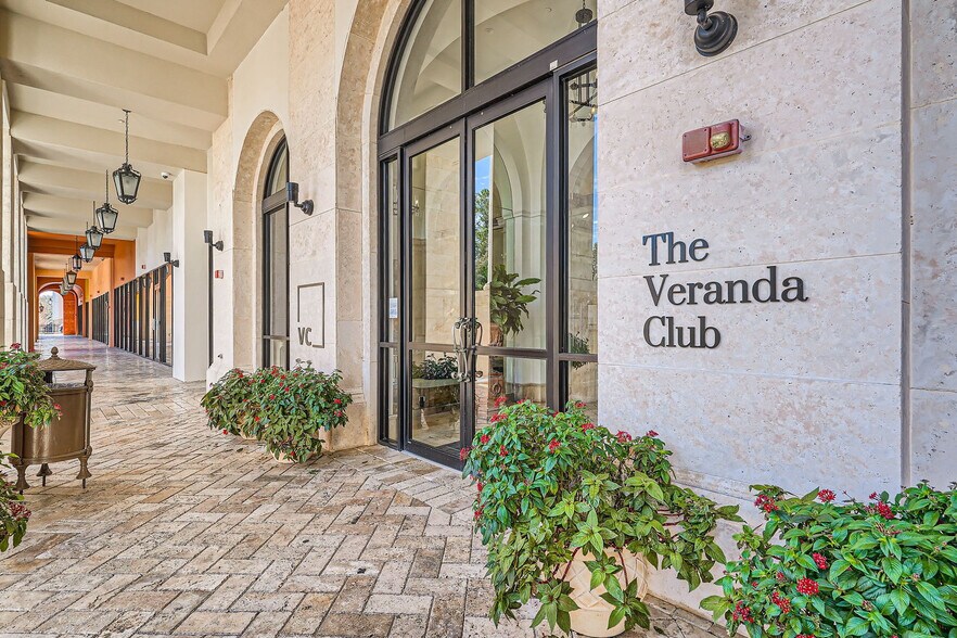 More Photos Of 2121 S Hiawasee Rd, Orlando Coworking Space