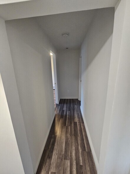 More Photos Of 134 Ponquogue Ave, Hampton Bays Apartments For Sale