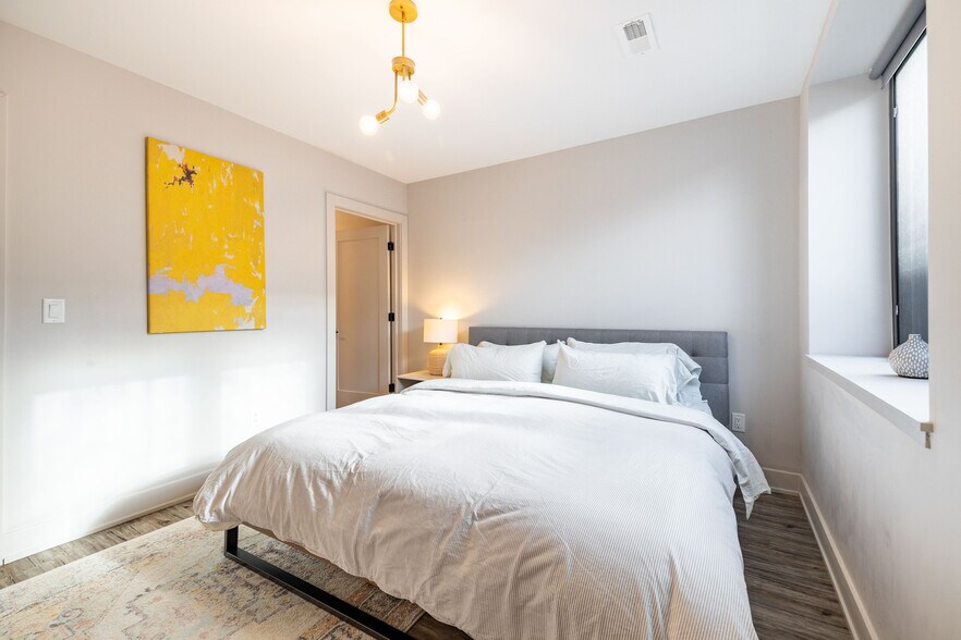 More Photos Of 830 Henry St, Ann Arbor Apartments For Sale