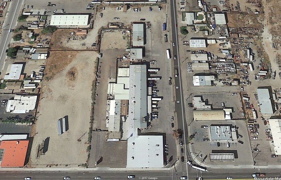 More Photos Of 4000 Rosedale Hwy, Bakersfield Warehouse For Sale