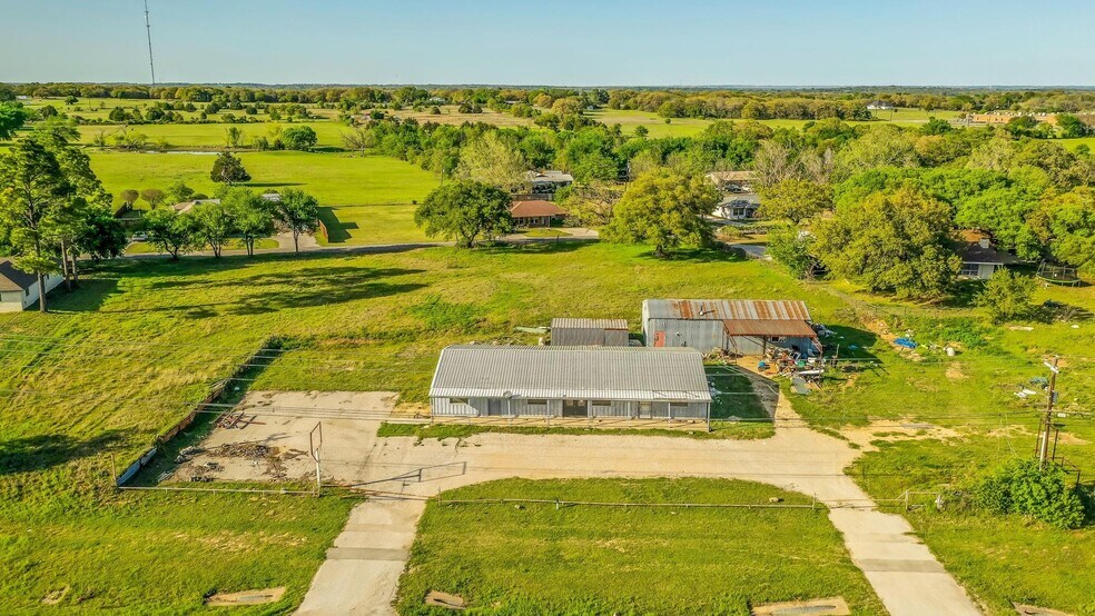 More Photos Of 1360 Northwest Pky, Azle Land For Sale