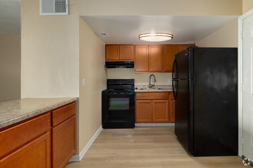 More Photos Of 8372 Beacon Blvd, Fort Myers Apartments For Sale