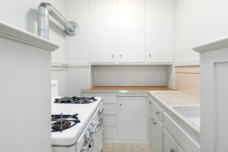 More Photos Of 630 Lake St, San Francisco Apartments For Sale