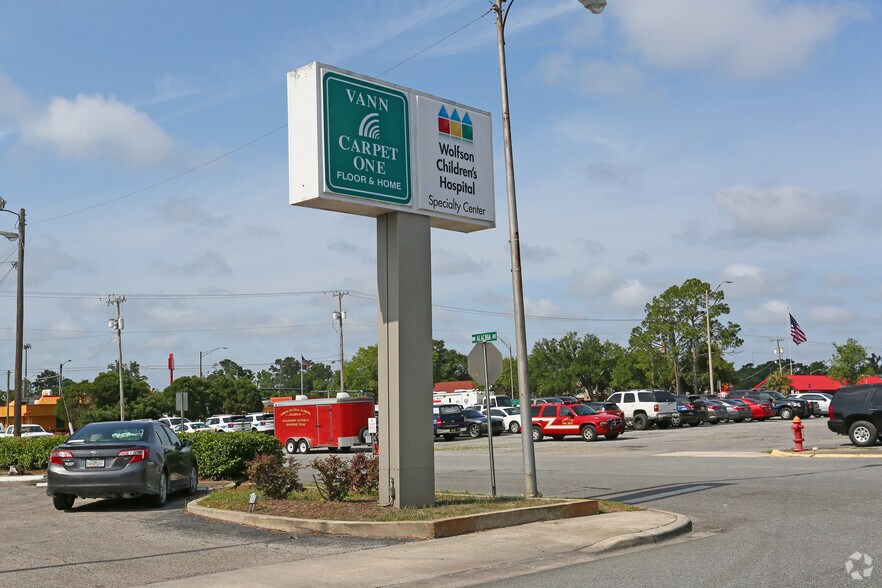 More Photos Of 164 NW Madison St, Lake City Medical For Lease