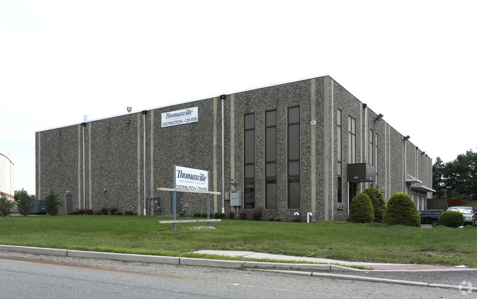 Primary Photo Of 61 Executive Ave, Edison Warehouse For Lease