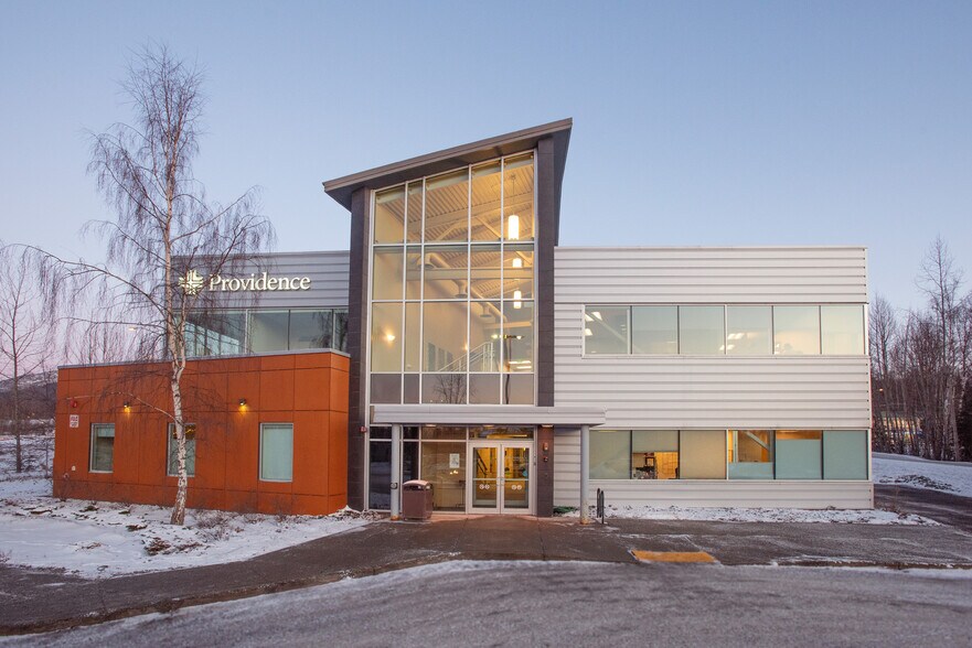 More Photos Of 17101 Snowmobile Ln, Eagle River Healthcare For Sale