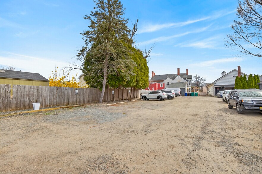 More Photos Of 22 S Main St, Allentown Office For Sale