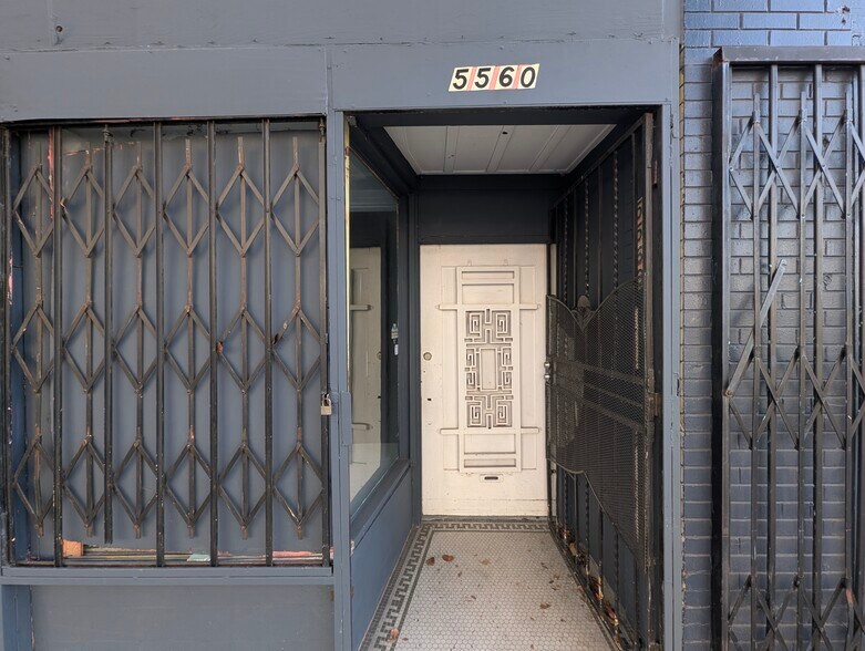 More Photos Of 5556-5566 Hollywood Blvd, Los Angeles Storefront Retail Residential For Lease