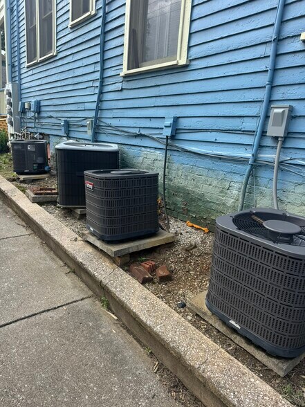 More Photos Of 903 Luttrell St, Knoxville Apartments For Sale